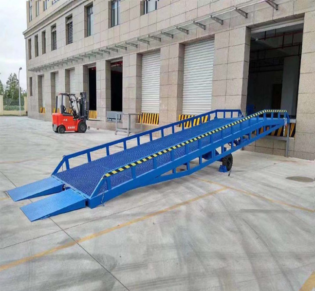 巴中移动式登车桥装卸